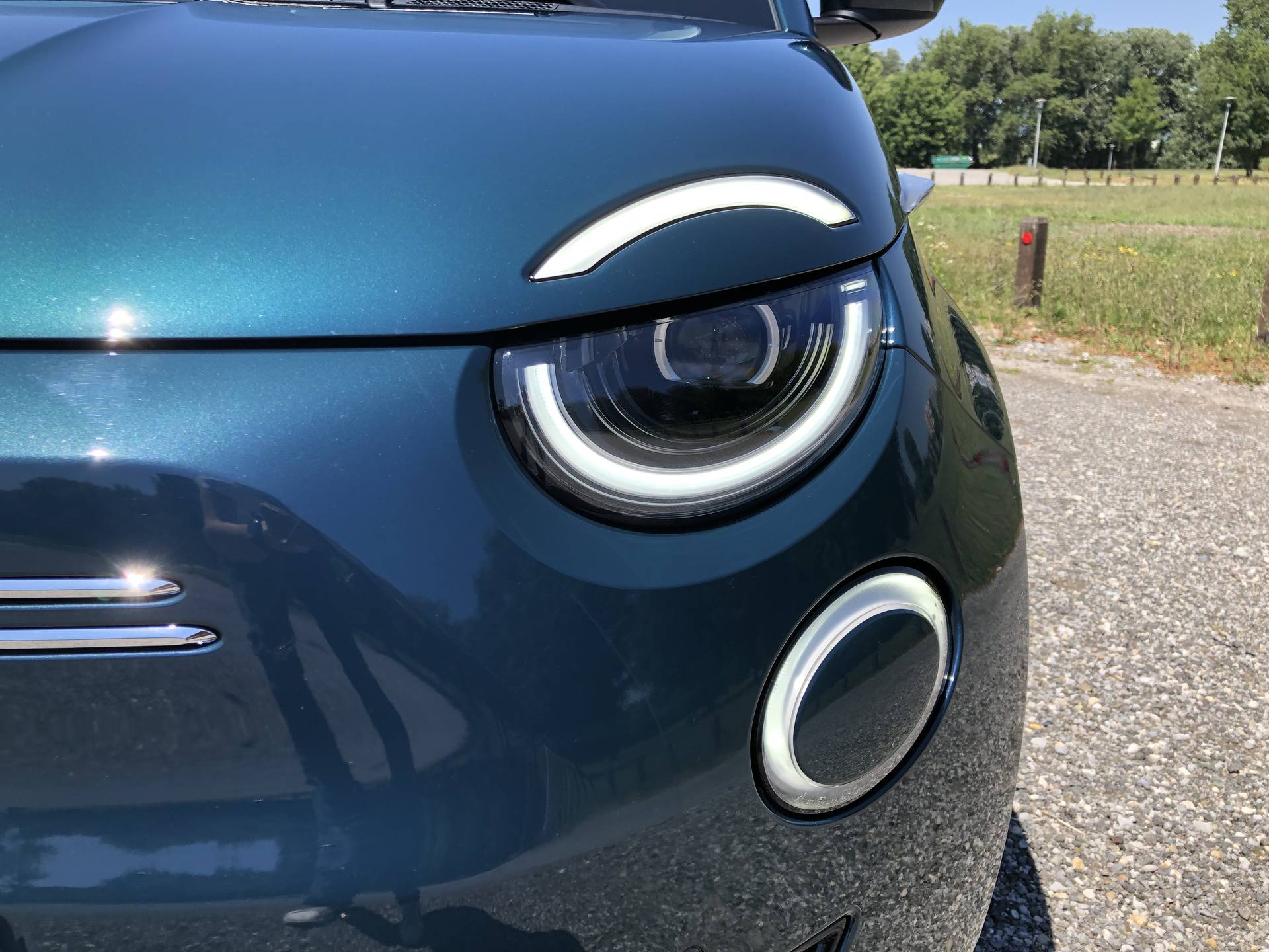 Testirali smo: Električni Fiat 500 je šarmantan, zabavan i dobar