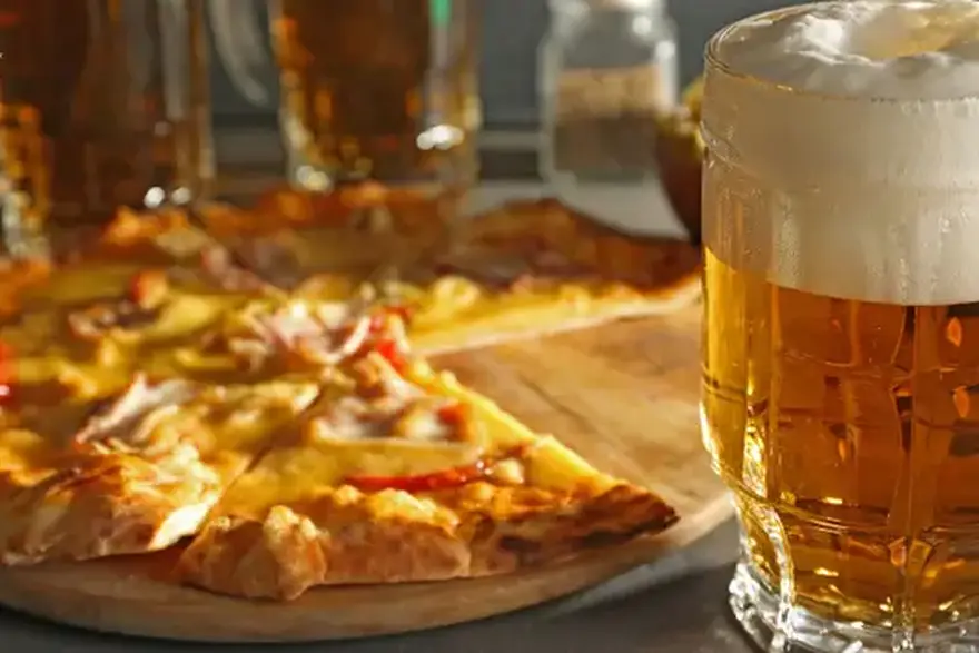 Danas je svjetski dan piva i pizze! Hoćete li ga 'proslaviti'?