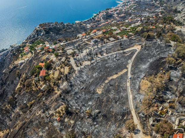 Omiš Borak:  Posljedice požara u mjestu Borak iznad Omiša