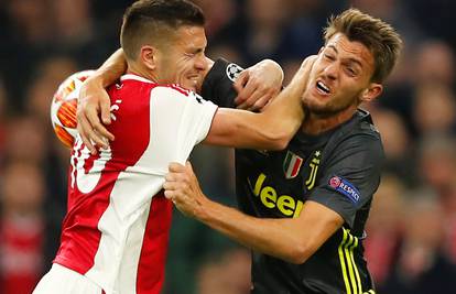 Ajax dominirao, a Tadić skoro srušio Juventus u završnici...