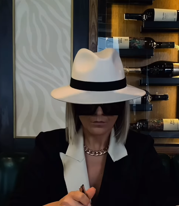 'Savršena' Stankica skinula se u donje rublje i pokazala liniju...