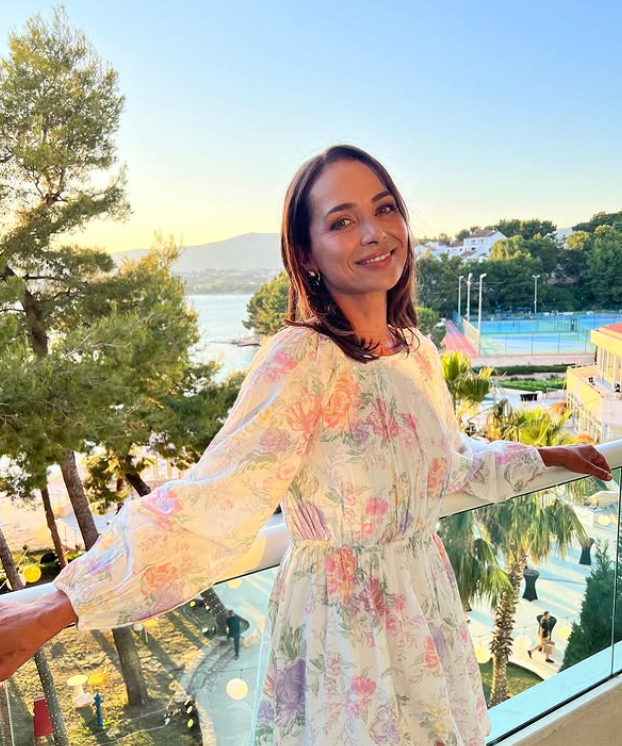 FOTO Stari kao dobro vino! Fani Čapalija slavi 50. rođendan, evo kako ljepotica izgleda danas...