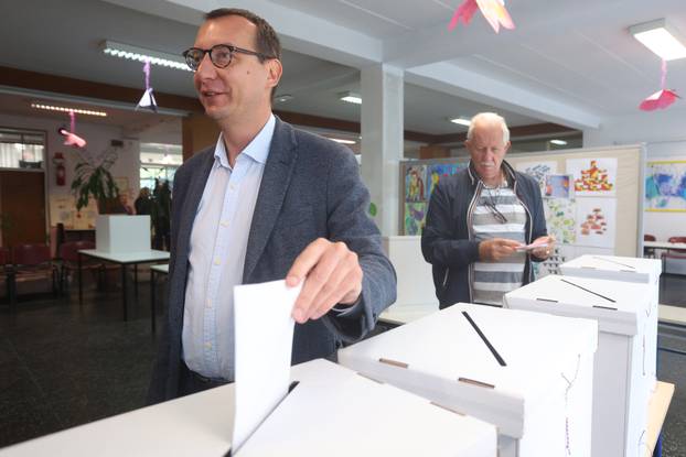 Rijeka: Marko Filipović glasovao na lokalnim izborima
