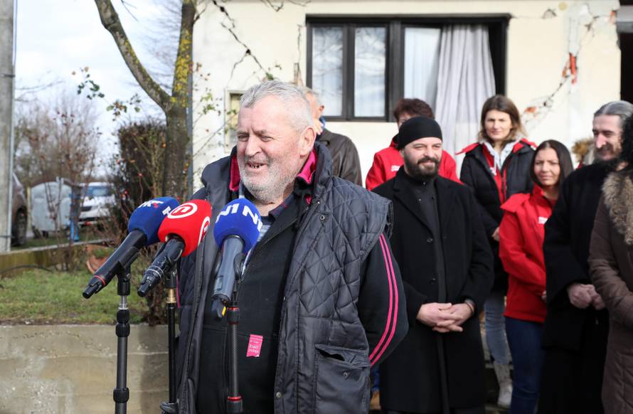 Luščani: SNV donirao građevinski materijal obiteljima Vranjanin i Gvojić