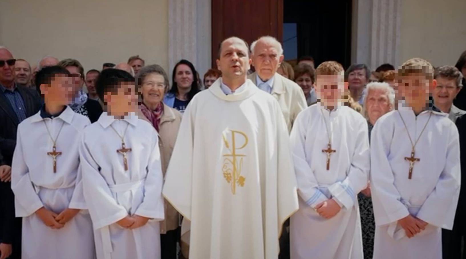 Župnik Želimir o Baby Lasagni: 'Svi u župi molimo za njega, a poslali smo i video podrške'