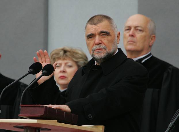ARHIVA - 18.02.2005. Zagreb: Inauguracija predsjednika Republike Hrvatske Stjepana Mesića