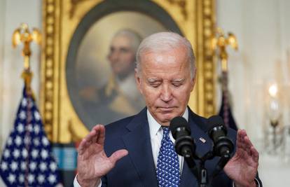 VIDEO Biden se obratio naciji, htio je dokazati da ima dobro pamćenje. Uslijedio novi kaos