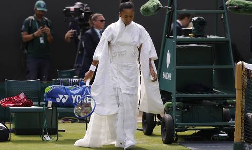 FOTO Osaka je jo&scaron; jednom 'servirala'. U rasko&scaron;noj haljini plijenila pa&zcaron;nju na Wimbledonu