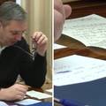 VIDEO Nova blamaža Vučića! Čitao je pismo podrške dječaka i lagao o tome što mu je napisao