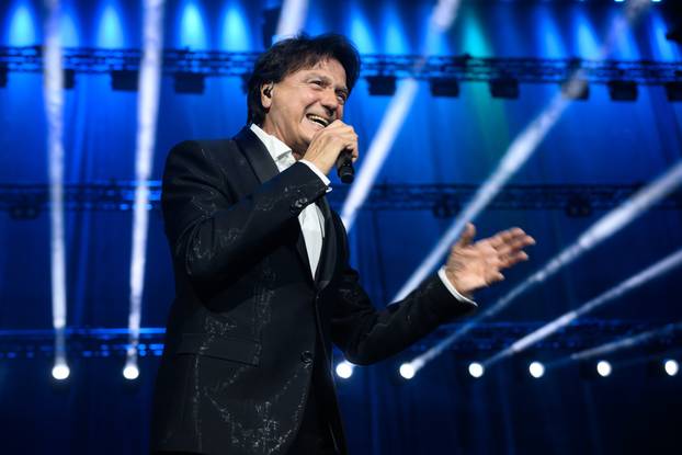 Zdravko Čolić održao je koncert u Areni Zagreb