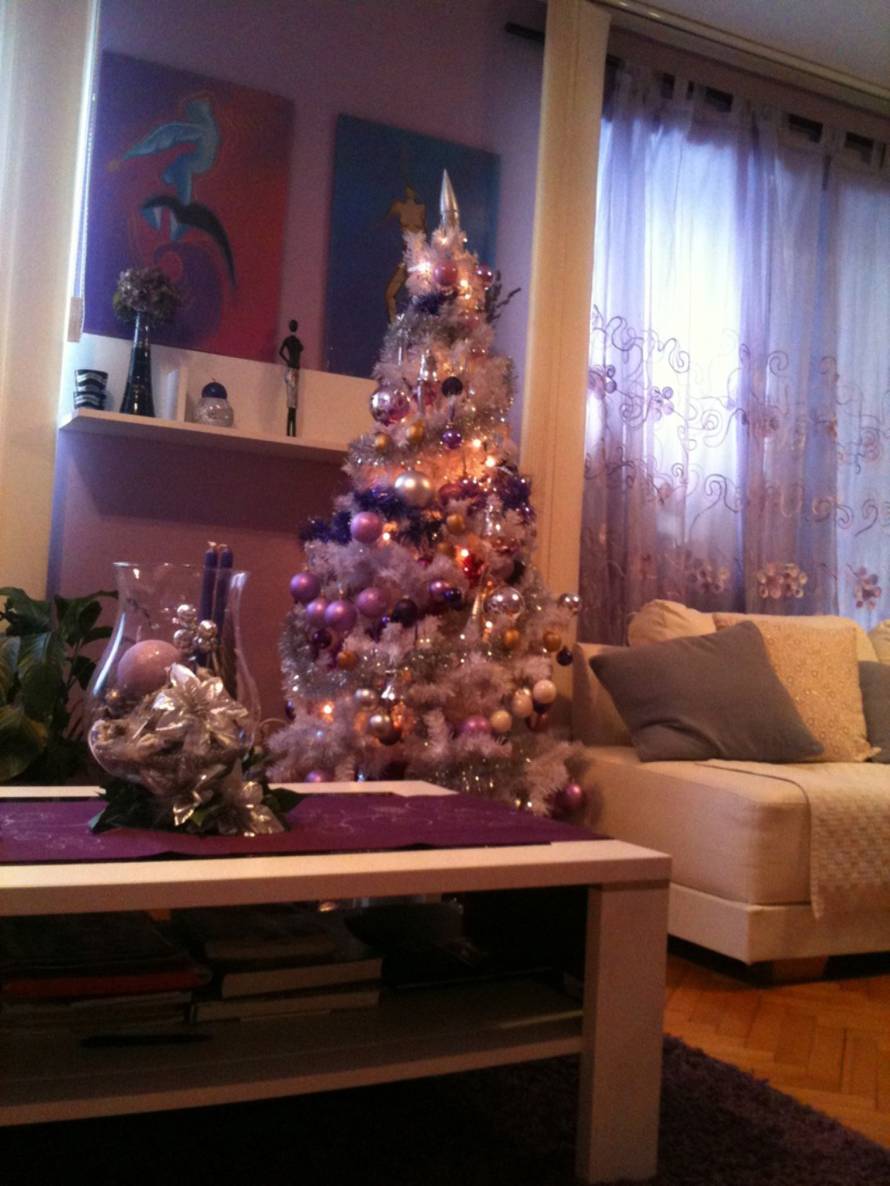 Šaljite fotografije božićnih jelki i osvojite vrijednu nagradu...