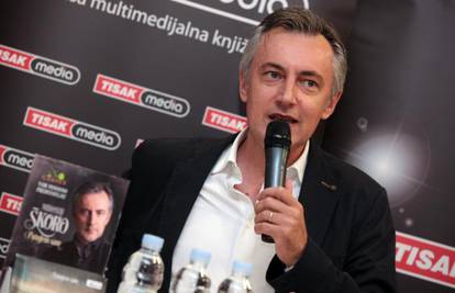 Miroslav Škoro napravio mini koncert na promociji albuma