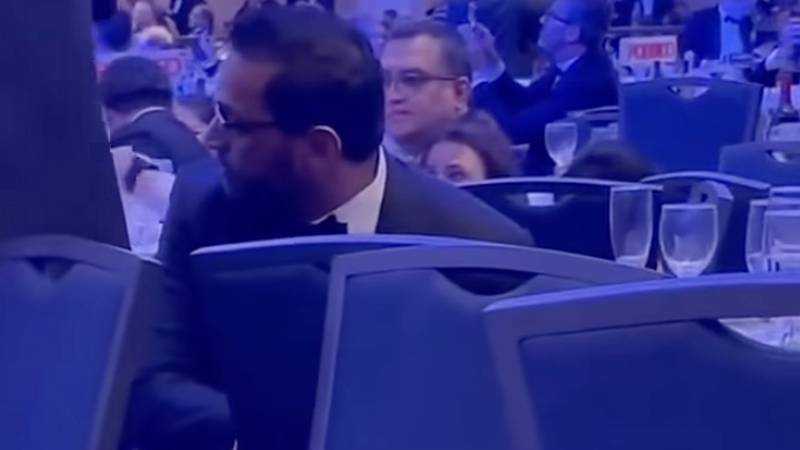VIDEO Objavljena nova snimka, pogledajte kako je reagirao šef FBI-ja dok se pucalo na večeri