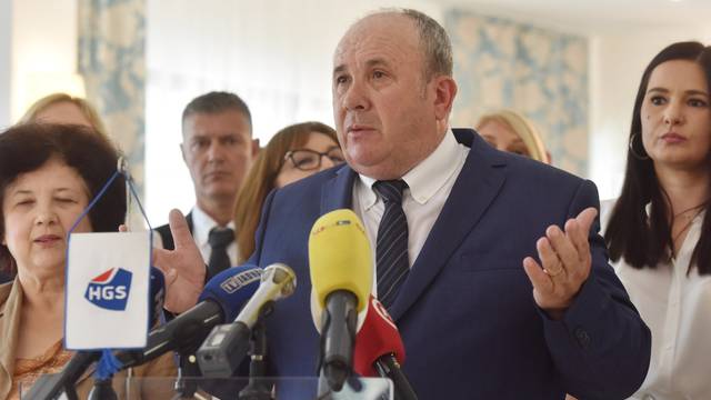 Rogoznica: Željko Kerum predstavio izborni program u svom hotelu Perla