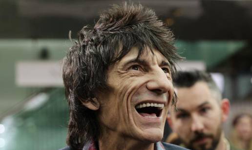 Ronnie Wood ide na spoj sa seksi Scarlett: Jedva čekam