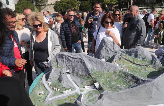 Omiš: Građani prosvjedovali zbog projekta obilaznice