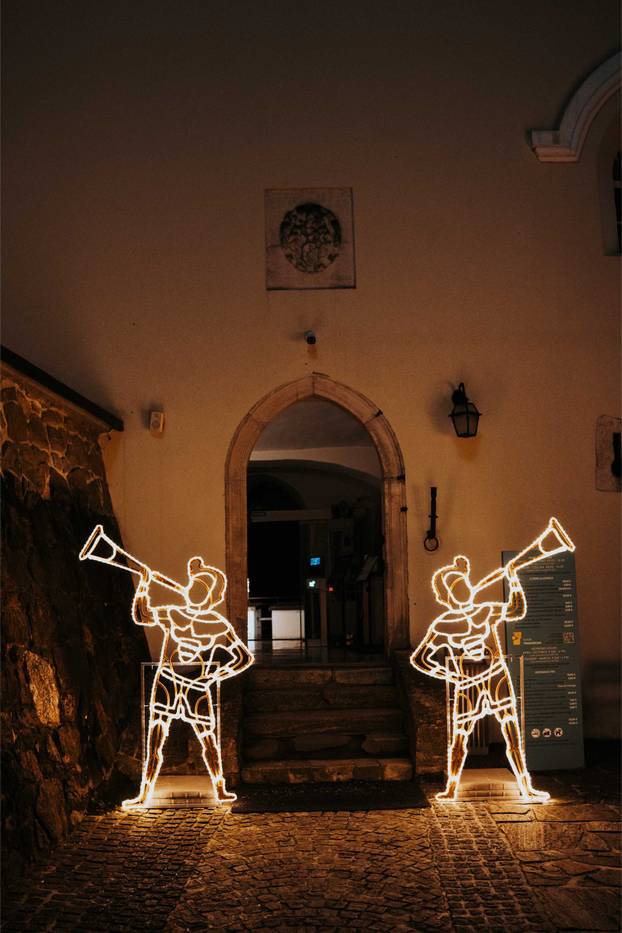 FOTO Kakvi prizori! Dvorac Trakošćan će uskoro sjajiti u čaroliji svjetlosnih instalacija