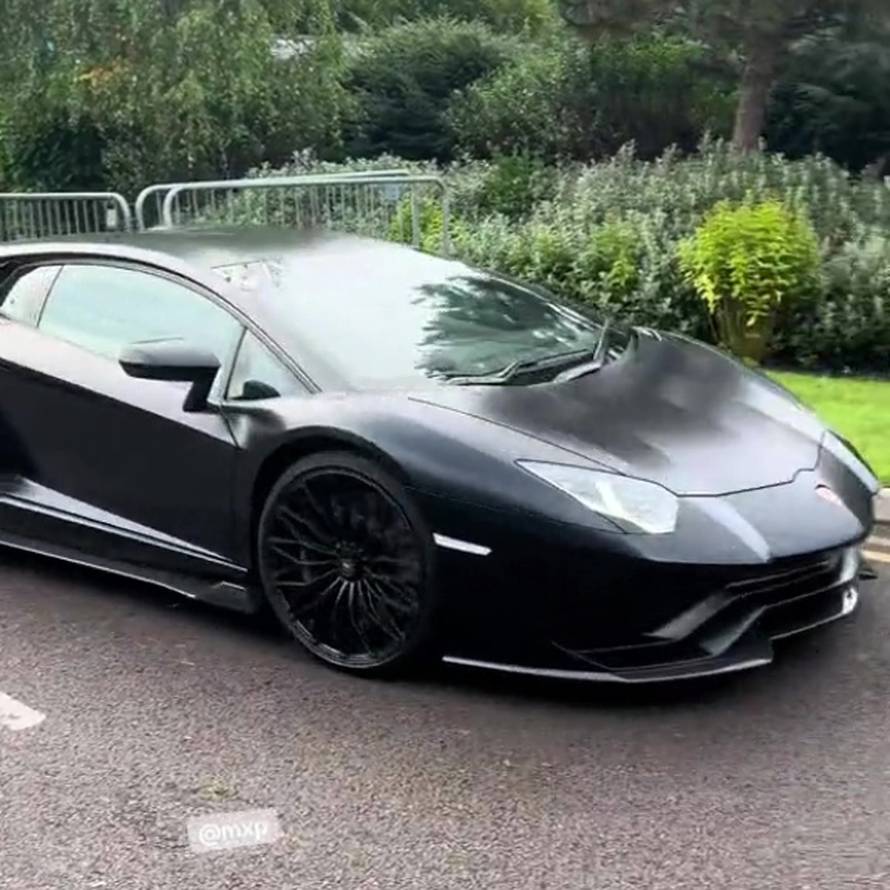 VIDEO Joško Gvardiol vozi auto star 25 godina: 'Kakav lik... A mogao bi imati koji god poželi'