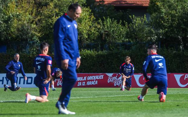 Zagreb: Hrvatska nogometna reprezentacija na treningu u Maksimiru