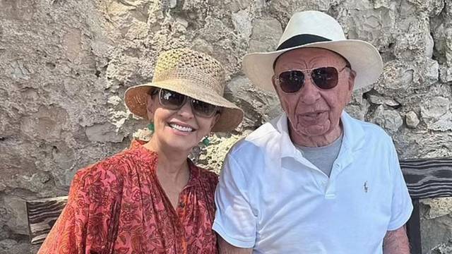 92-godišnji Rupert Murdoch ima novu djevojku 66-godišnju Elenu Zhukovu
