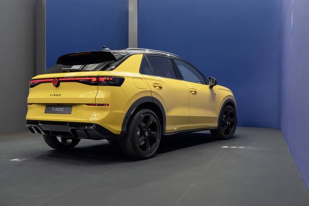 FOTO Ovako izgleda novi Volkswagen T-Roc: Donosi više prostora i novih tehnologija