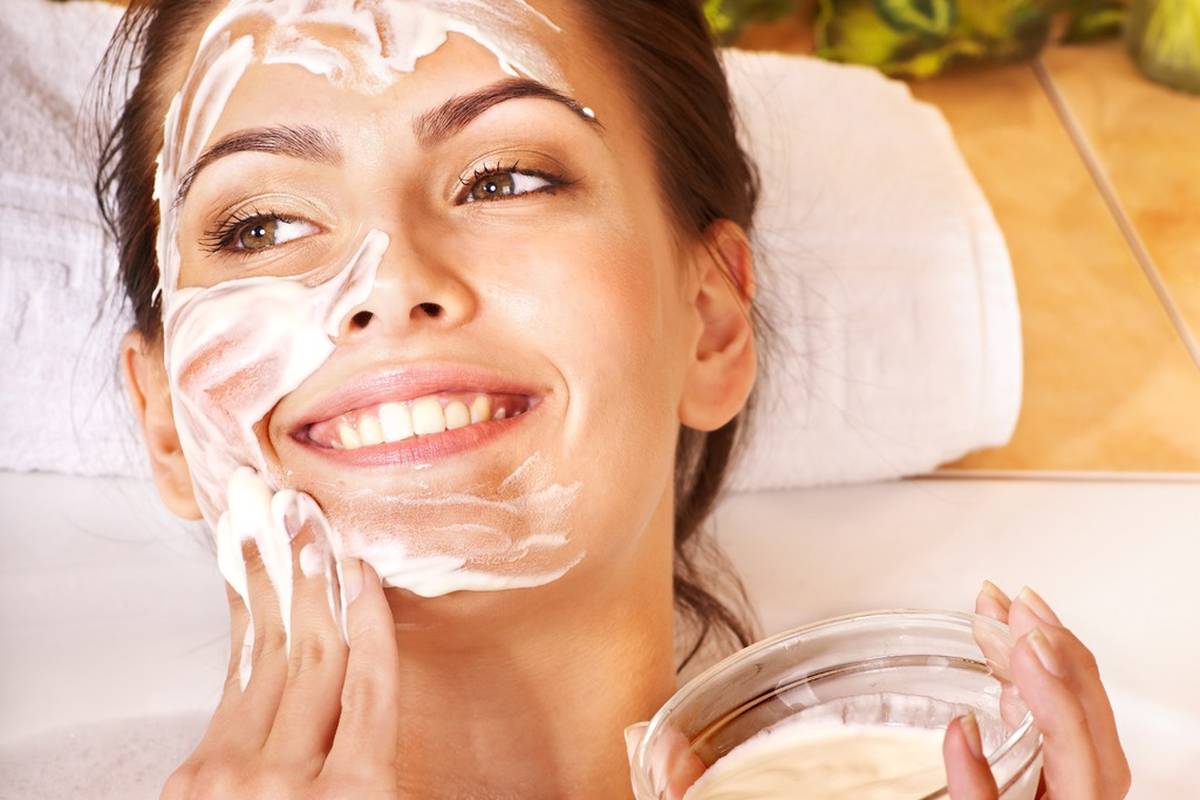 To su eliksiri mladosti: Vitamin C puni bore, a retinol ih briše