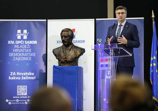Zagreb: Premijer PlenkoviÄ gostovao na izbornom Saboru MladeÅ¾i HDZ-a
