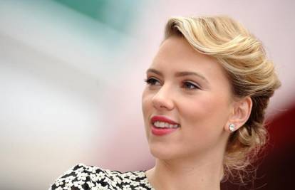 Scarlett Johansson: Previše sam seksi, zato gubim uloge...