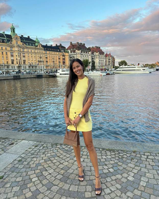 FOTO Trenirala pod bombama u bazenu, ljubila slavne sportaše i postala broj 1. Ovo je njen put...