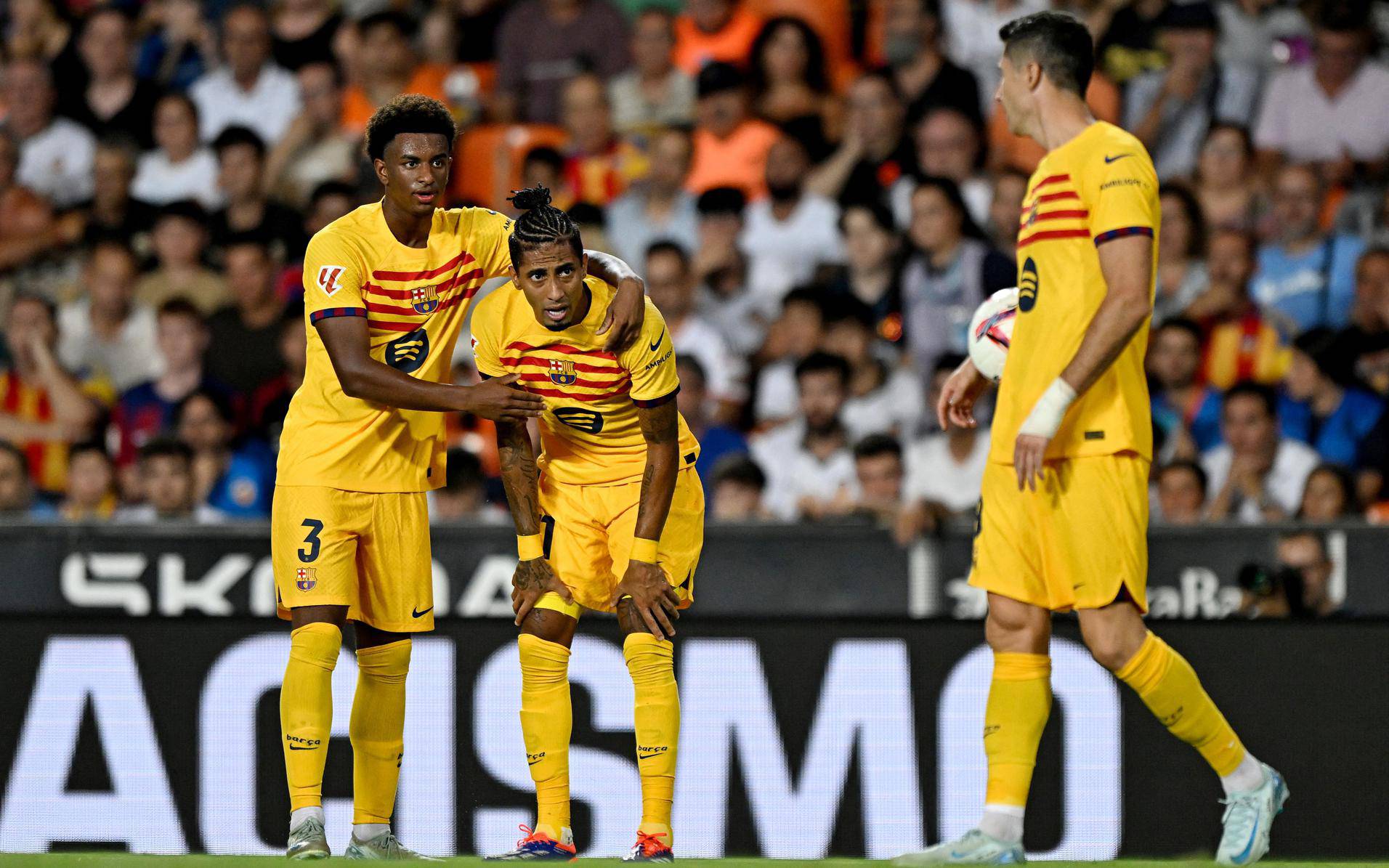 LaLiga - Valencia v FC Barcelona