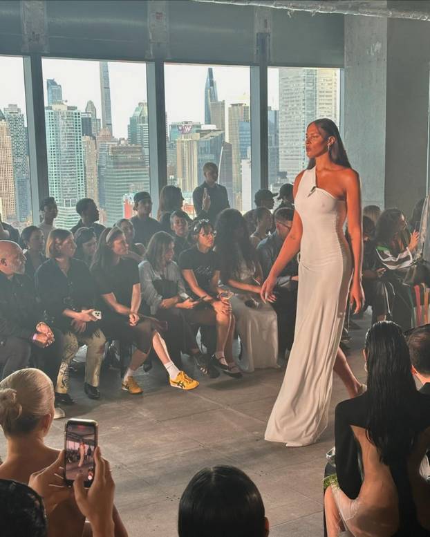 'Više bih zaradila u tjedan dana na platformi za odrasle nego u karijeri u košarci'. Seks obožava