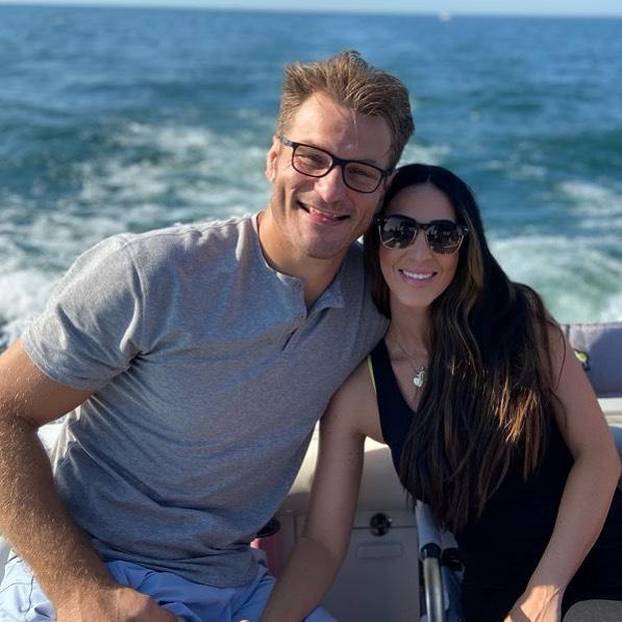 FOTO Tko je Ryan Marie Miočić? Atraktivna medicinska sestra osvojila je srce našeg borca...