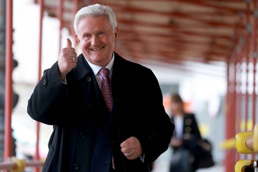 Todori&cacute;u pada arbitra&zcaron;a protiv Hrvatske u Washingtonu: Nabio je dugove, odvjetnici odustali...