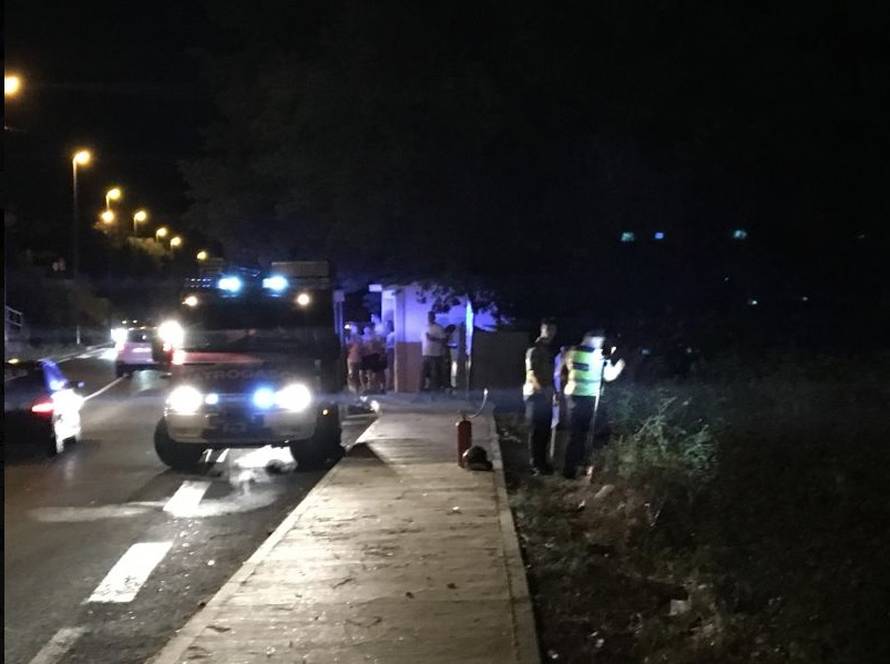 Sletio s ceste i poginuo, zapalio se motocikl i izazvao požar...