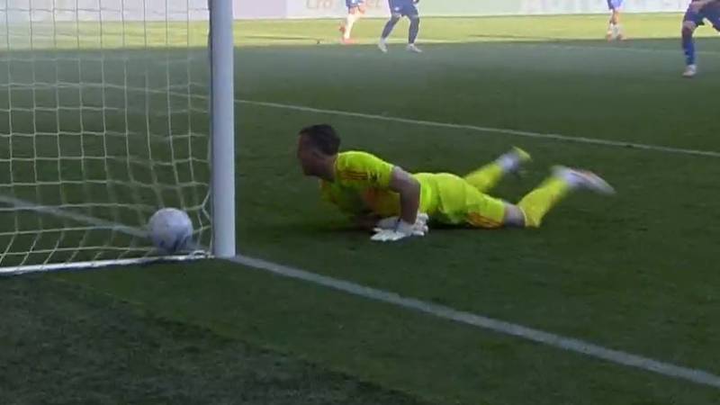 VIDEO Stativa i Lučićeva leđa pomogli Osijeku, pogledajte novi težak udarac za Hajduk 21 2509791