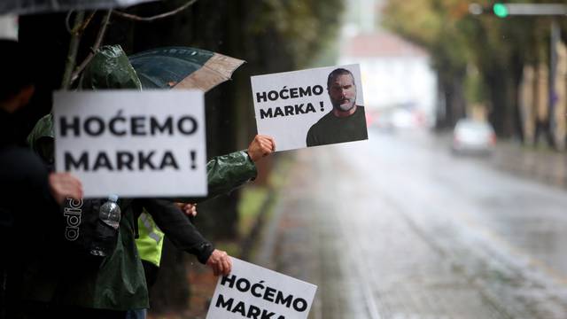 Zagreb: Uoči početka optužnog  vijeća za Marka Franciškovića, okupili su se njegovi istomišljenici  