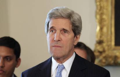 SAD pohvalile iračku vladu, Kerry putuje na Bliski istok 