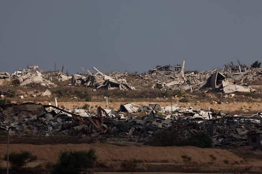 Destroyed buildings in Gaza as seen from the Israeli side of the border