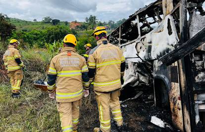 Strašna tragedija u Brazilu: Sudarili se autobus, kamion i automobil. Poginulo je 30 ljudi