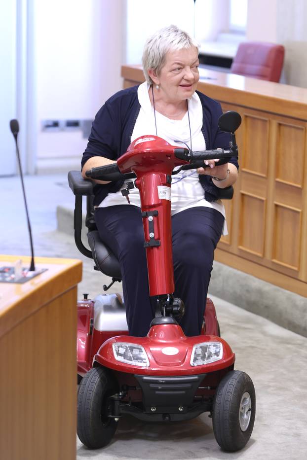 Zagreb: Sabor raspravlja o Izvjescu o radu pravobranitelja za osobe s invaliditetom