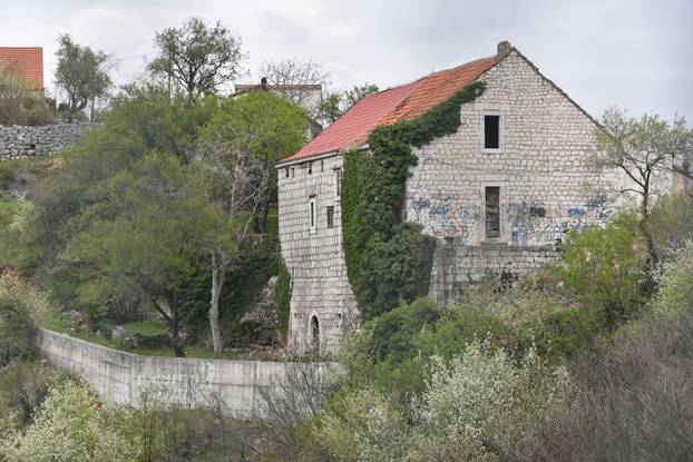 FOTO Pogledajte kako izgleda rodna kuća ikone Mate Parlova
