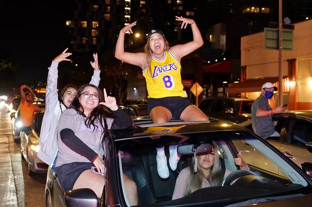 NBA: Los Angeles Lakers-Watch Party
