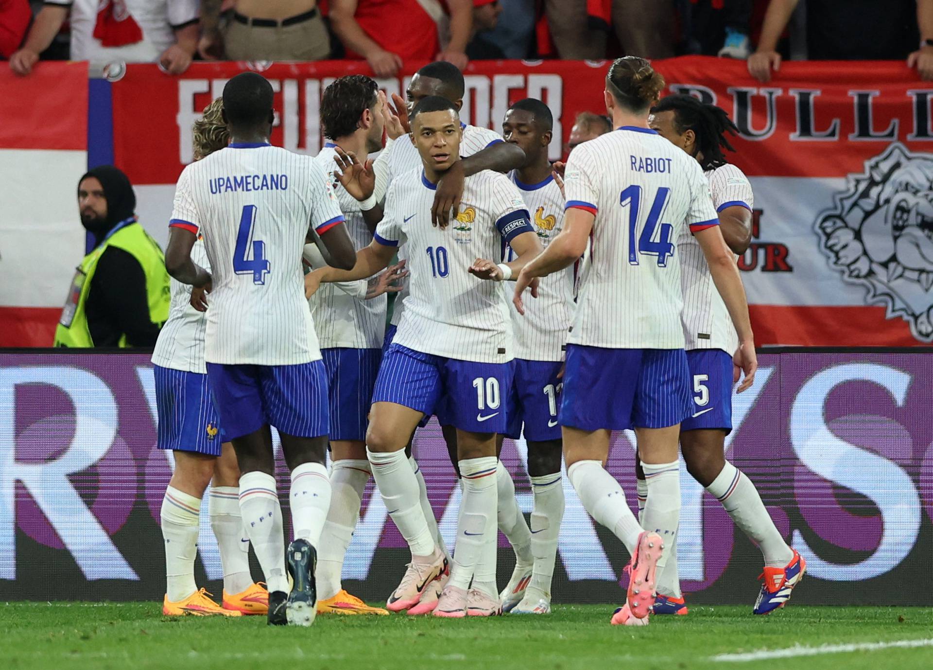 Euro 2024 - Austria v France