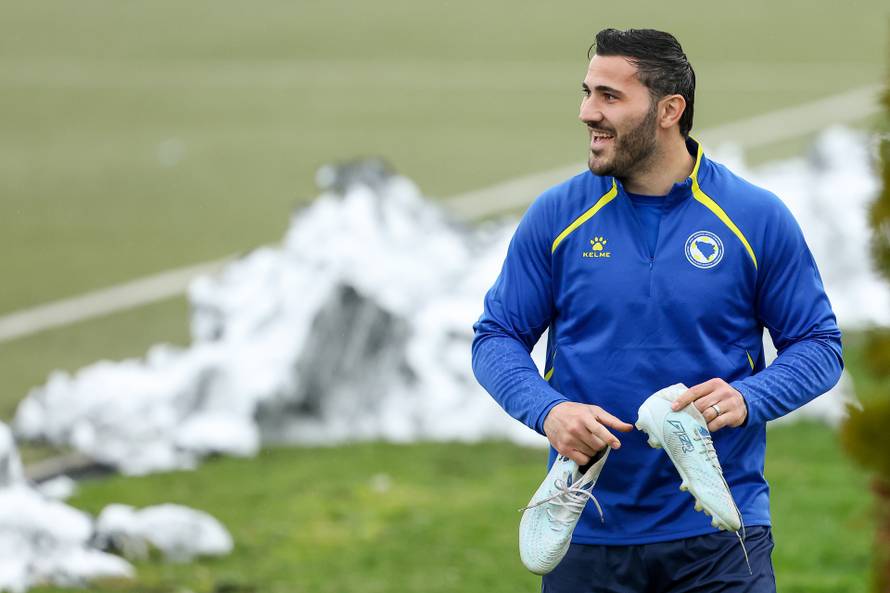 Sarajevo: Trening nogometne reprezentacija BiH uoči finalne utakmice doigravanja za Svjetsko prvenstvo