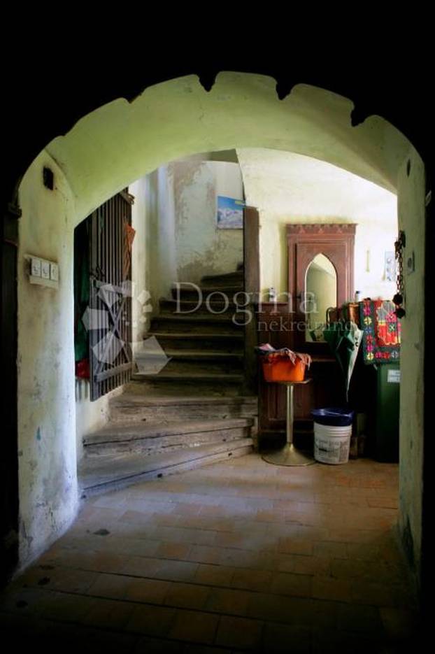 FOTO Prodaje se barokna vila u Zagorju koja nas vraća u davna vremena grofova i plemića