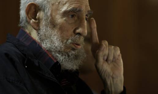 Fidel Castro se vratio starim običajima, sastančio devet sati