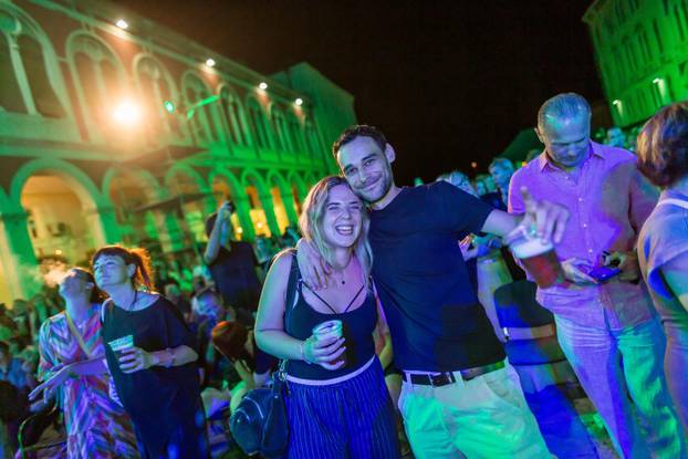 Split: Na drugoj večeri Splitskog Festivala nastupili su TBF i Jazz orkestar HRT-a