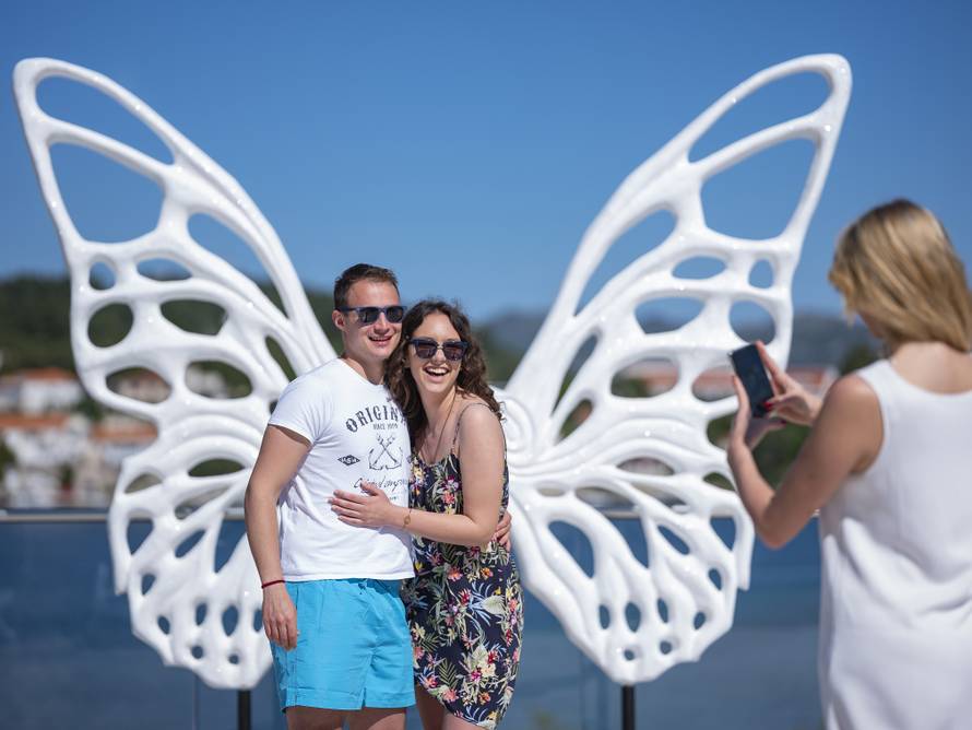 Hit za sve ljubitelje gin tonica: Osvježavajuća torta s koktelom