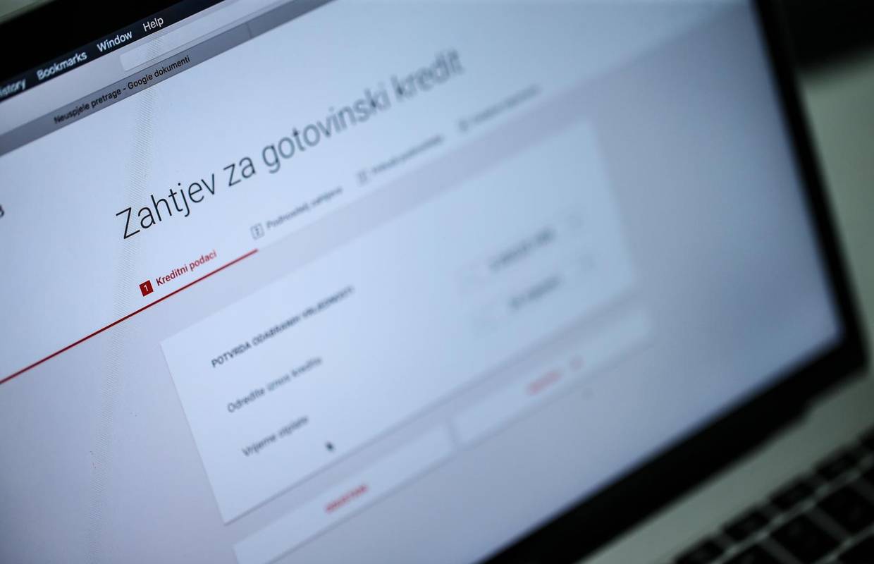 Prevara preko društvene mreže: Htio je dobiti povoljniji kredit, pa ostao bez 15.000 kuna