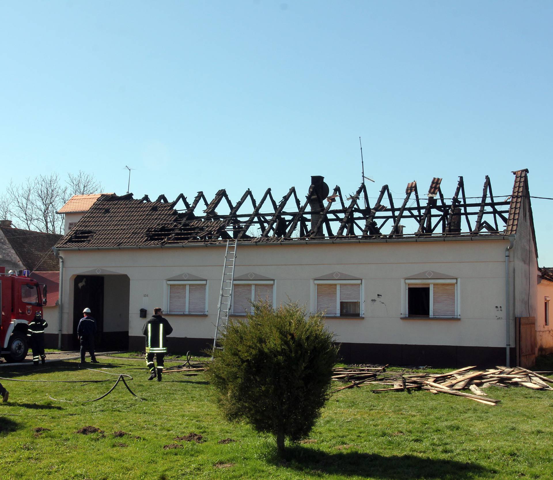 Izgorjelo imanje: 'U 20 minuta nestalo je sve što smo gradili'